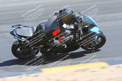 media/Mar-25-2024-Moto Forza (Mon) [[8d4319bd68]]/4-Novice Group/Session 4 (Turn 10 Inside)/